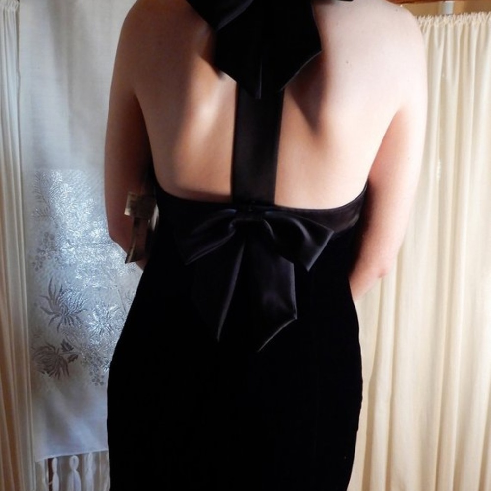 CLASSY Vtg Albert Nippon Black Velvet Dress 8P